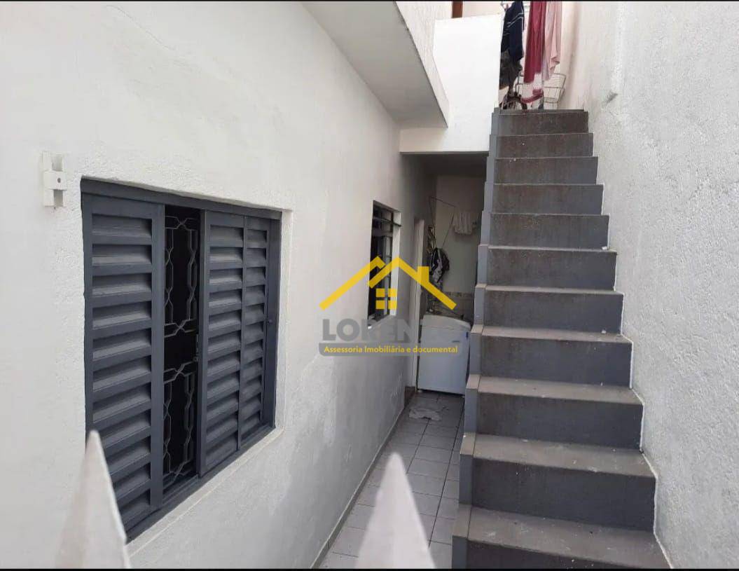 Casa à venda com 3 quartos, 125m² - Foto 3