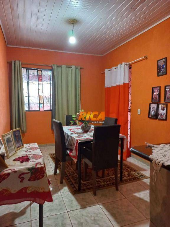 Casa à venda com 3 quartos, 250M2 - Foto 6