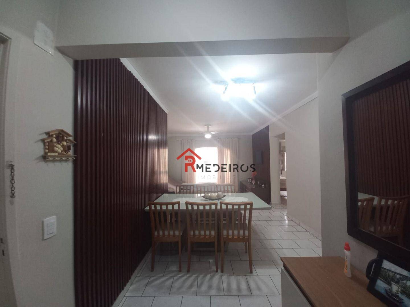 Apartamento à venda com 2 quartos, 84m² - Foto 3