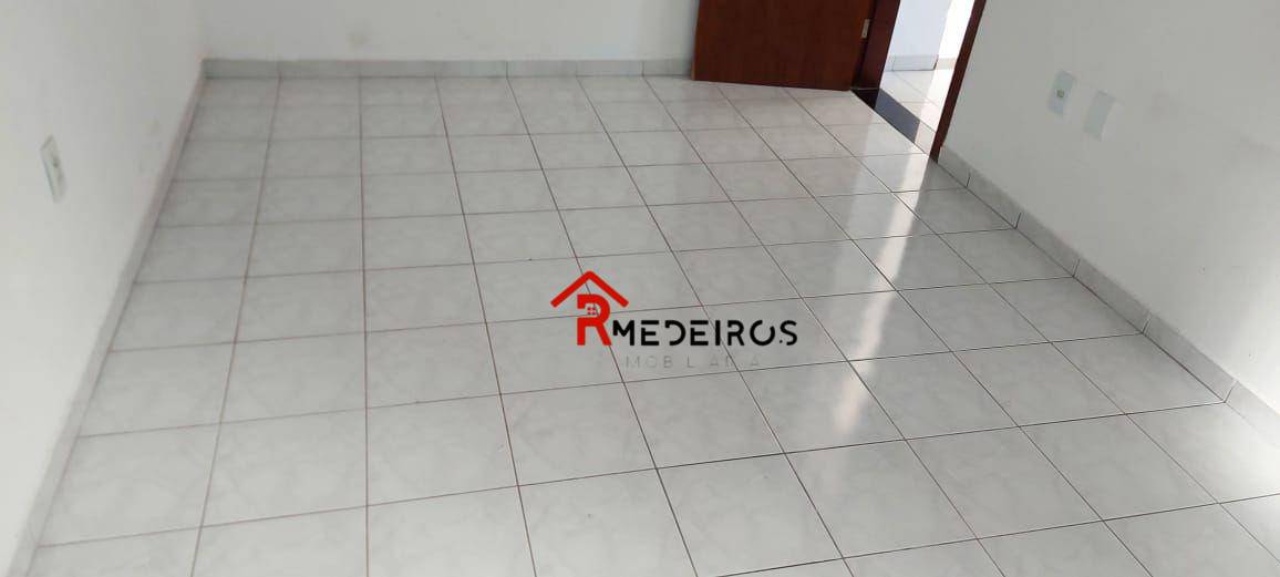 Apartamento à venda com 2 quartos, 76m² - Foto 4