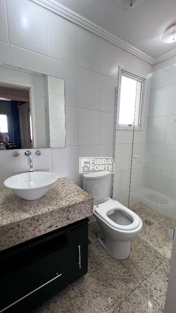 Apartamento para alugar com 3 quartos, 73m² - Foto 14