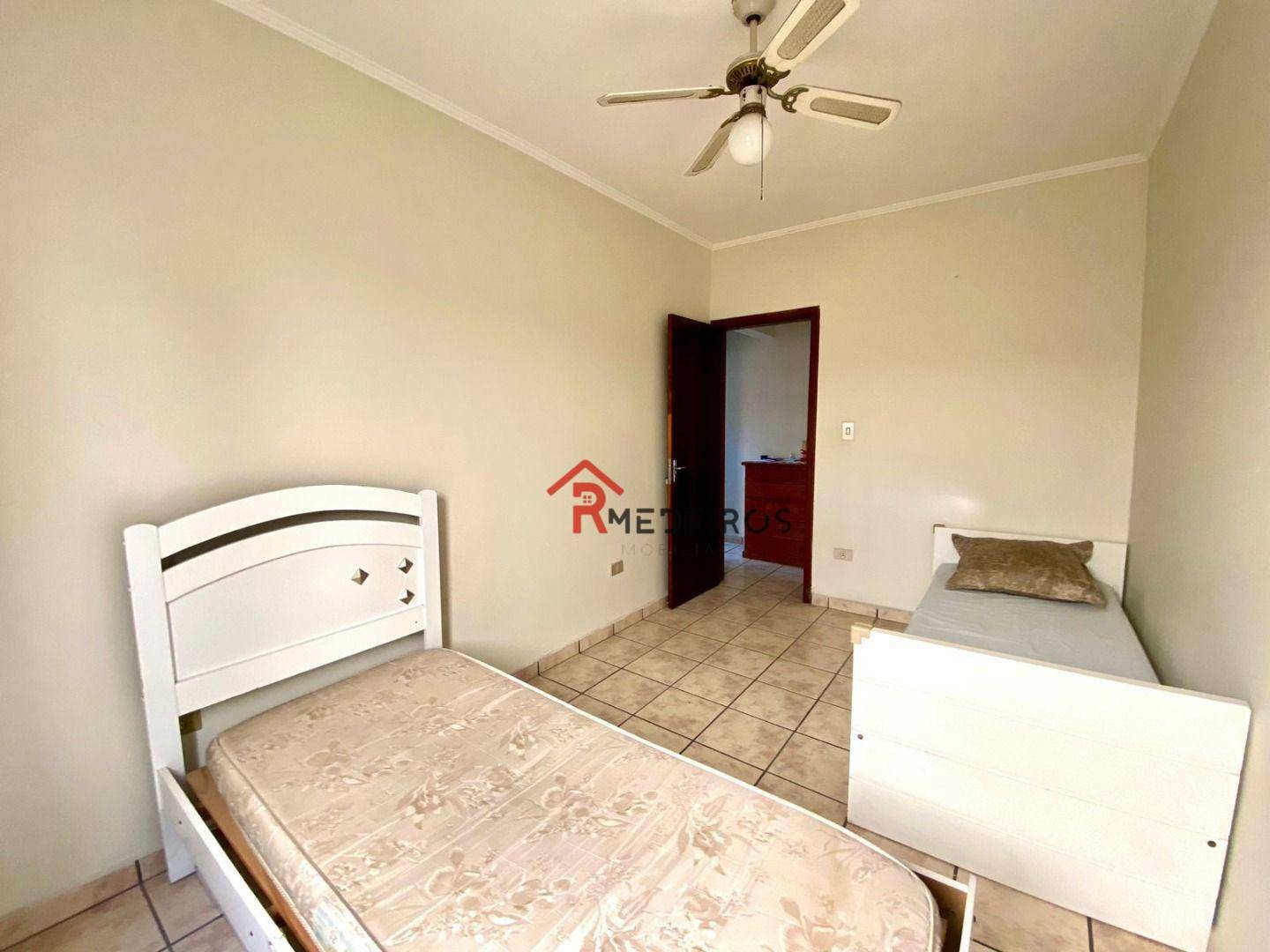 Apartamento à venda com 2 quartos, 70m² - Foto 17