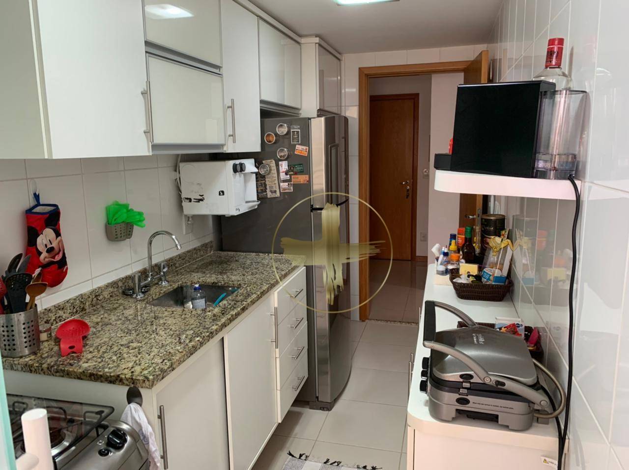 Apartamento à venda com 2 quartos, 70m² - Foto 18