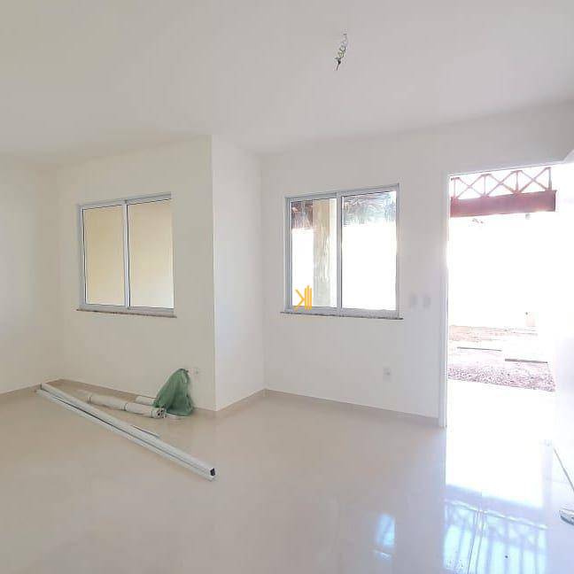 Casa à venda com 3 quartos, 130m² - Foto 3