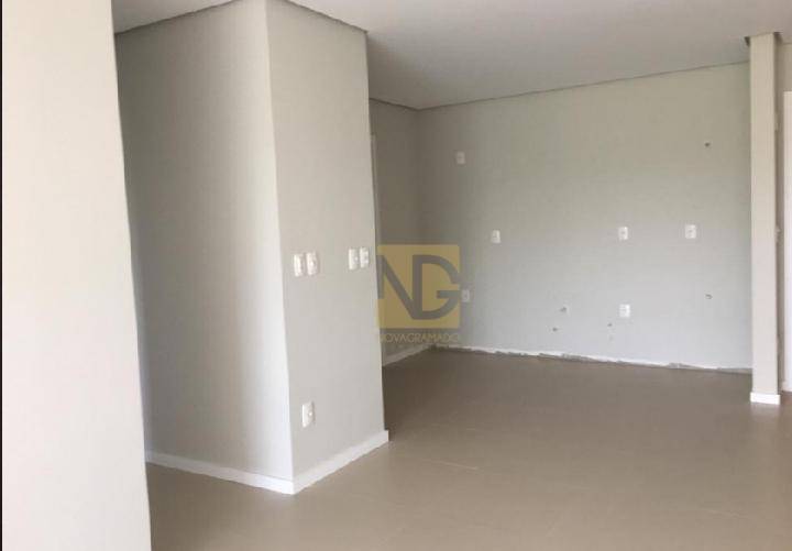 Apartamento à venda com 2 quartos, 70m² - Foto 5