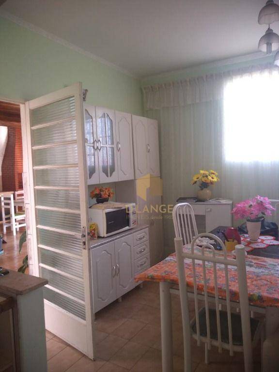 Casa à venda com 4 quartos, 250m² - Foto 16