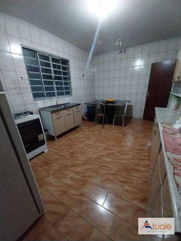 Casa à venda com 2 quartos, 70m² - Foto 10