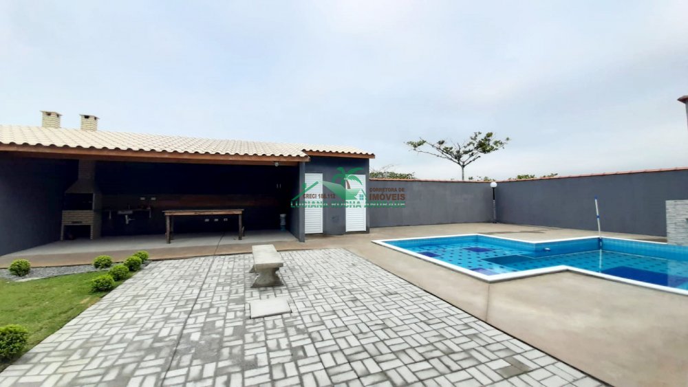 Casa à venda com 2 quartos, 74m² - Foto 2