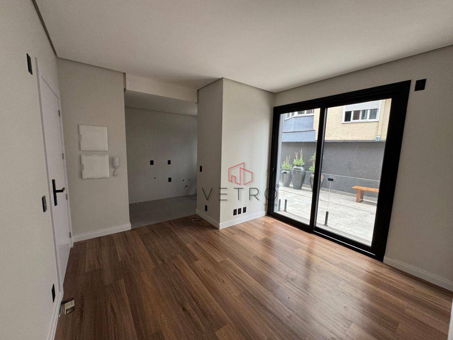 Apartamento à venda com 1 quarto, 54m² - Foto 1