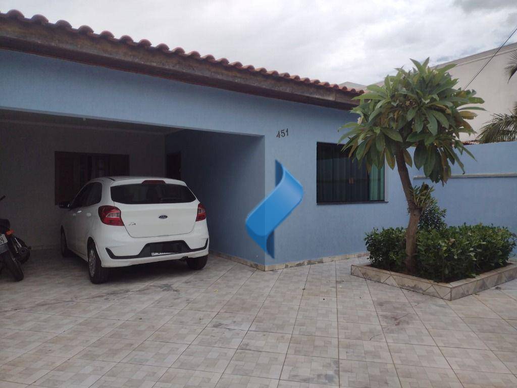 Casa à venda com 3 quartos, 206m² - Foto 2