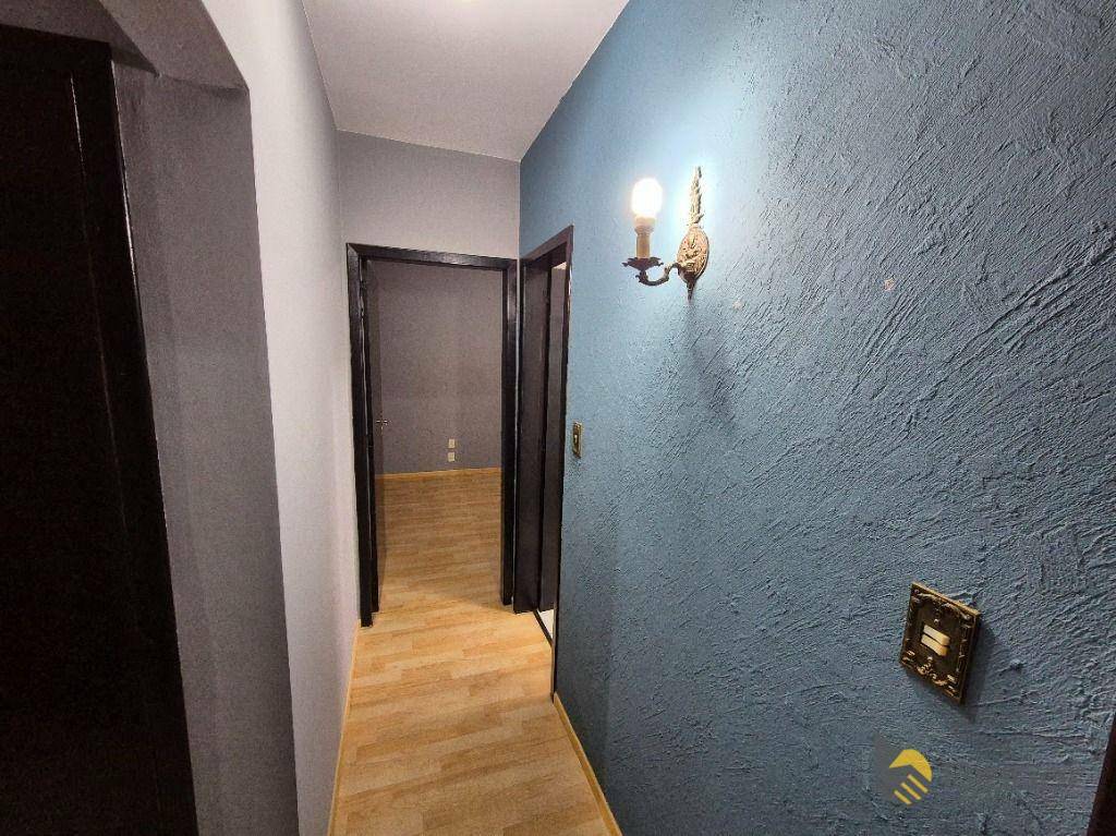 Casa à venda e aluguel com 3 quartos, 240m² - Foto 26