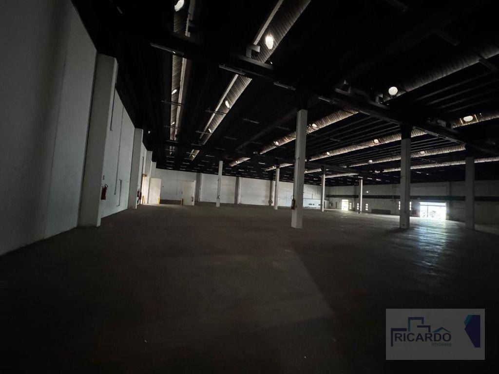 Depósito-Galpão, 5200 m² - Foto 2