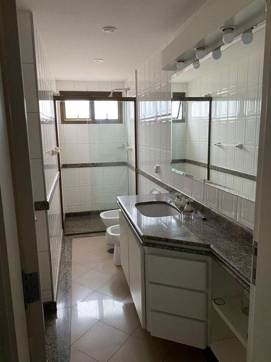 Apartamento à venda com 3 quartos, 288m² - Foto 19