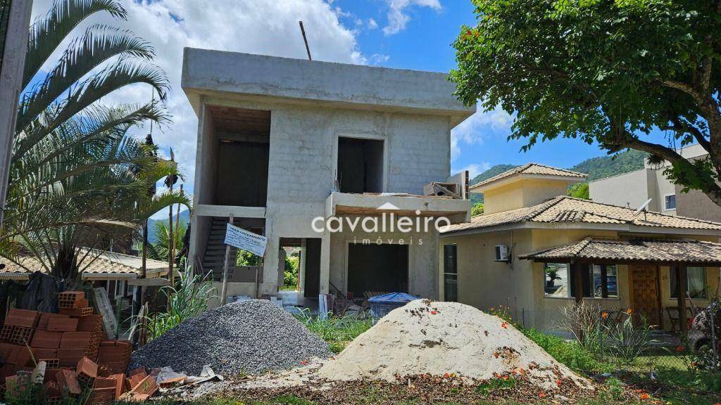 Casa de Condomínio à venda com 3 quartos, 140m² - Foto 1