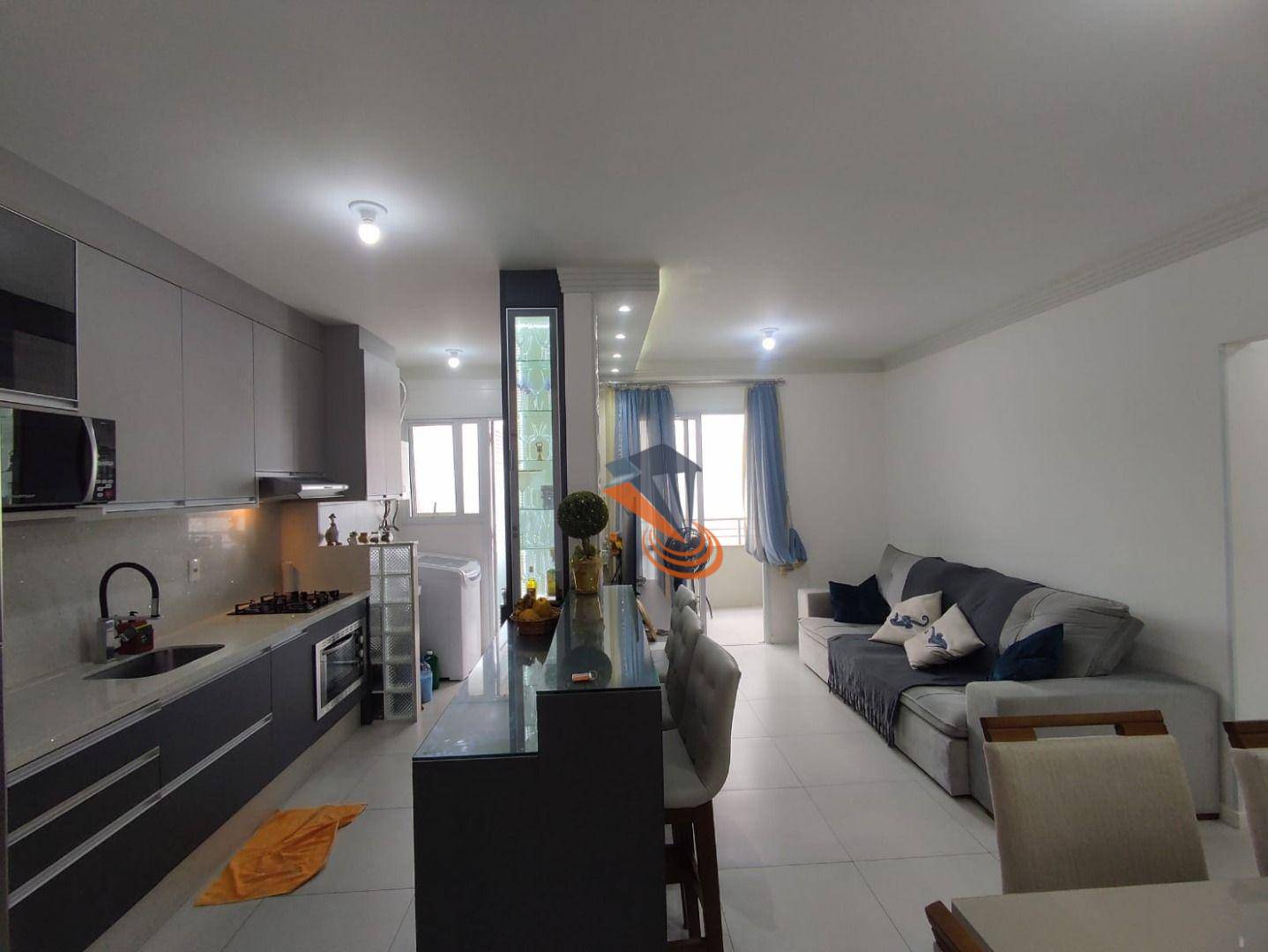 Apartamento à venda com 2 quartos, 78m² - Foto 4