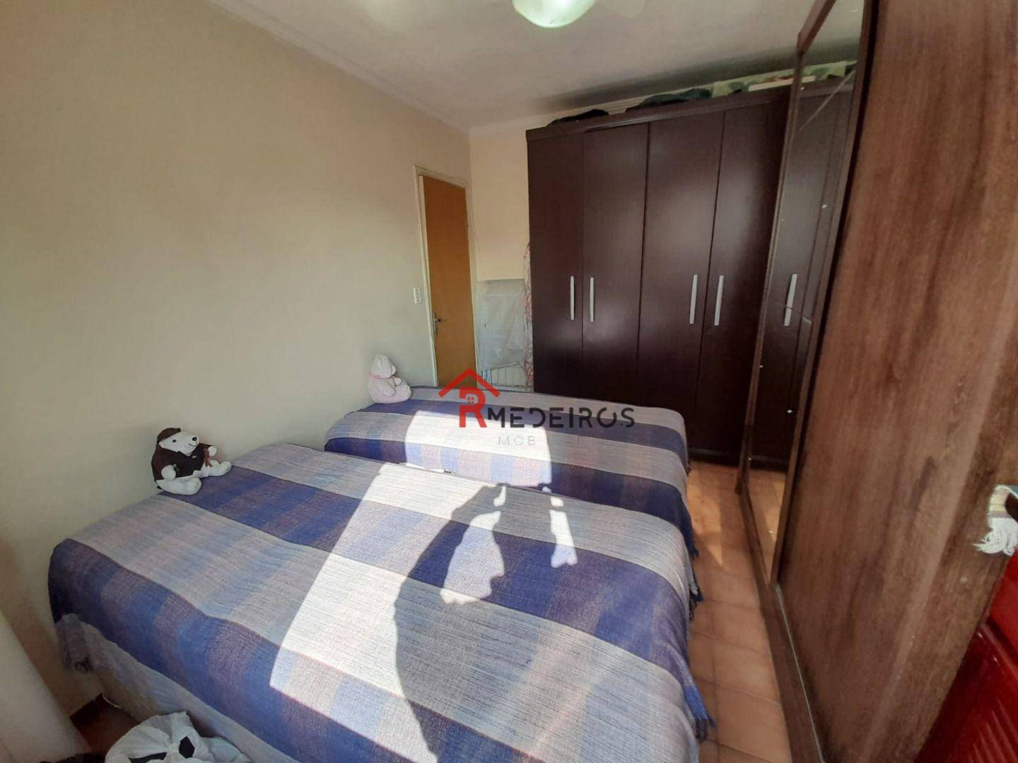 Apartamento à venda com 3 quartos, 145m² - Foto 7