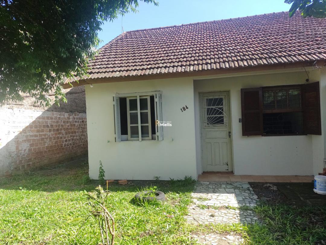 Casa à venda com 2 quartos, 44m² - Foto 1