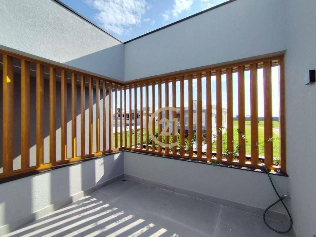 Casa de Condomínio à venda com 4 quartos, 300m² - Foto 20