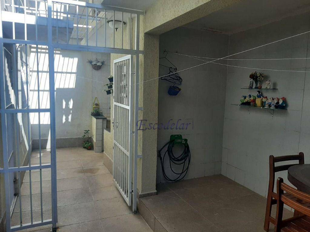 Sobrado à venda com 3 quartos, 234m² - Foto 44