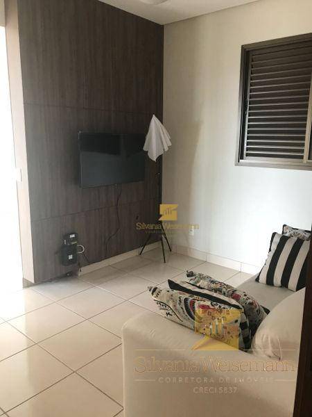 Apartamento à venda com 3 quartos, 125m² - Foto 1