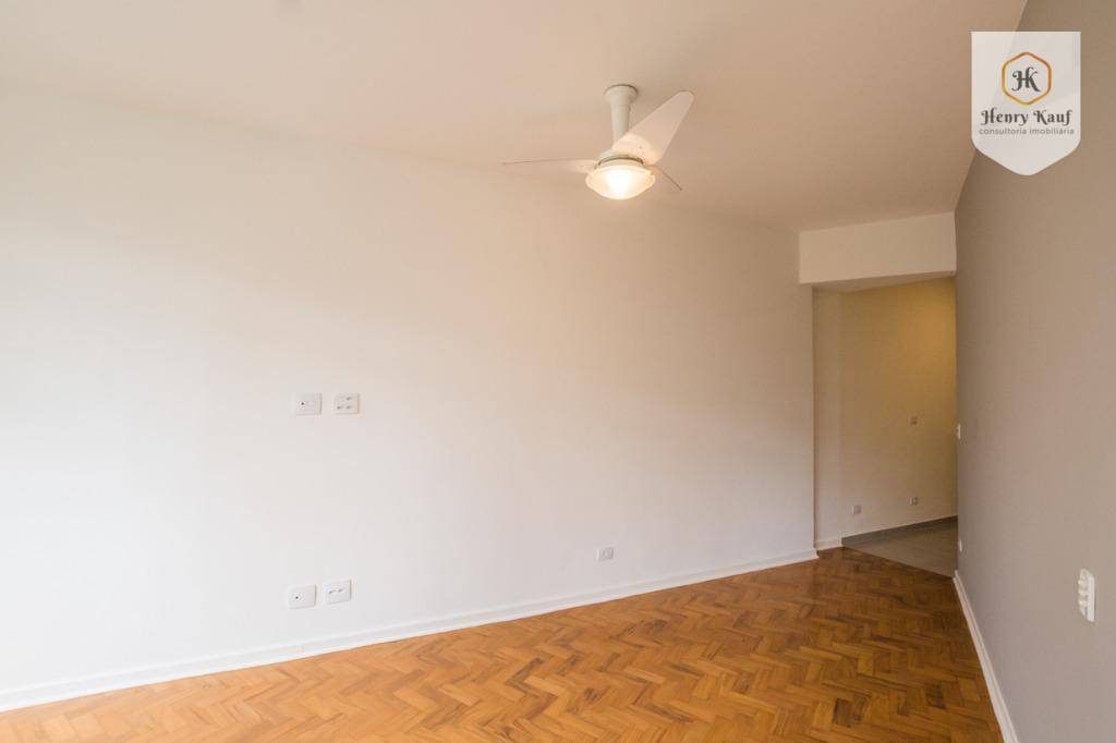 Apartamento à venda com 1 quarto, 29m² - Foto 1