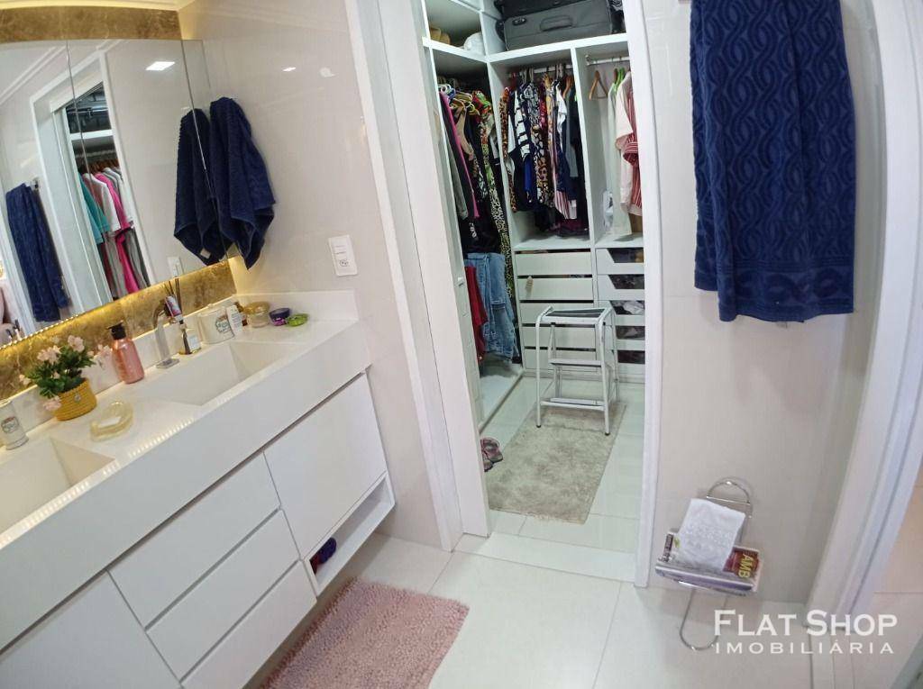 Apartamento à venda com 3 quartos, 151m² - Foto 14