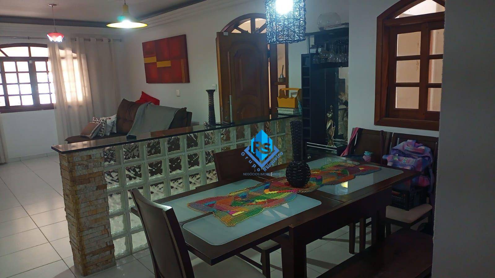 Sobrado para alugar com 3 quartos, 235m² - Foto 3