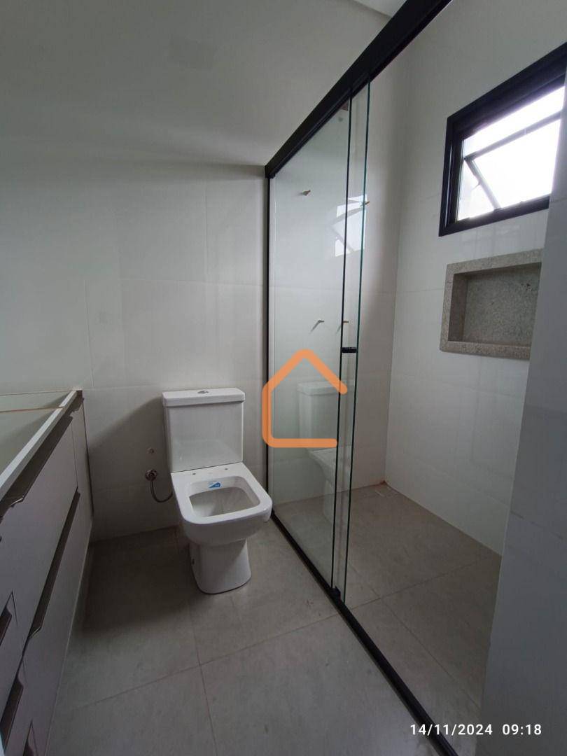 Casa à venda com 3 quartos, 180m² - Foto 19