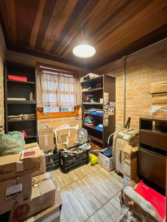 Casa à venda com 3 quartos, 220m² - Foto 38