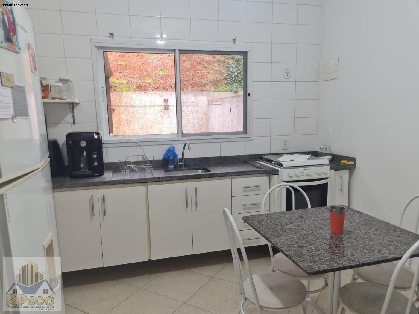 Sobrado à venda com 3 quartos, 114m² - Foto 3