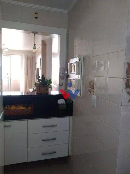 Apartamento à venda com 3 quartos, 80m² - Foto 12