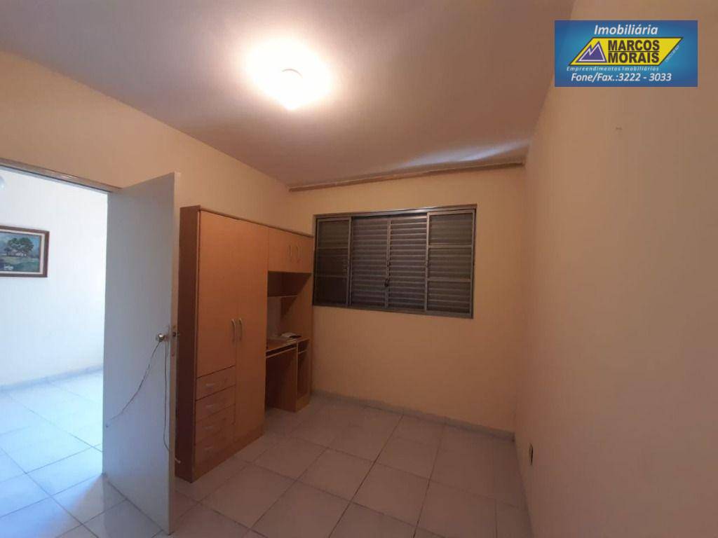 Casa à venda com 3 quartos, 188m² - Foto 9