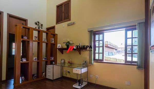 Casa à venda com 3 quartos, 310m² - Foto 34