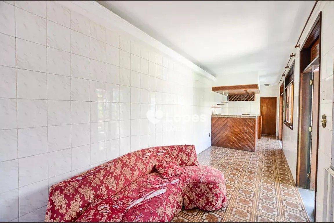 Casa à venda com 3 quartos, 240m² - Foto 5