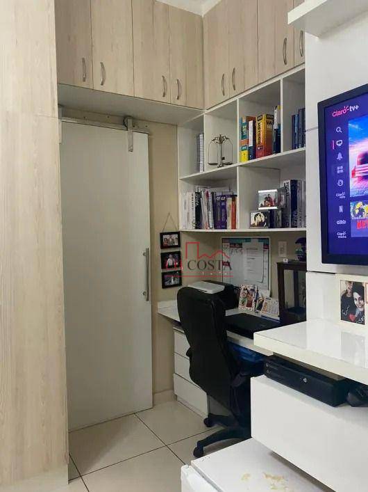 Apartamento à venda com 2 quartos, 80m² - Foto 7