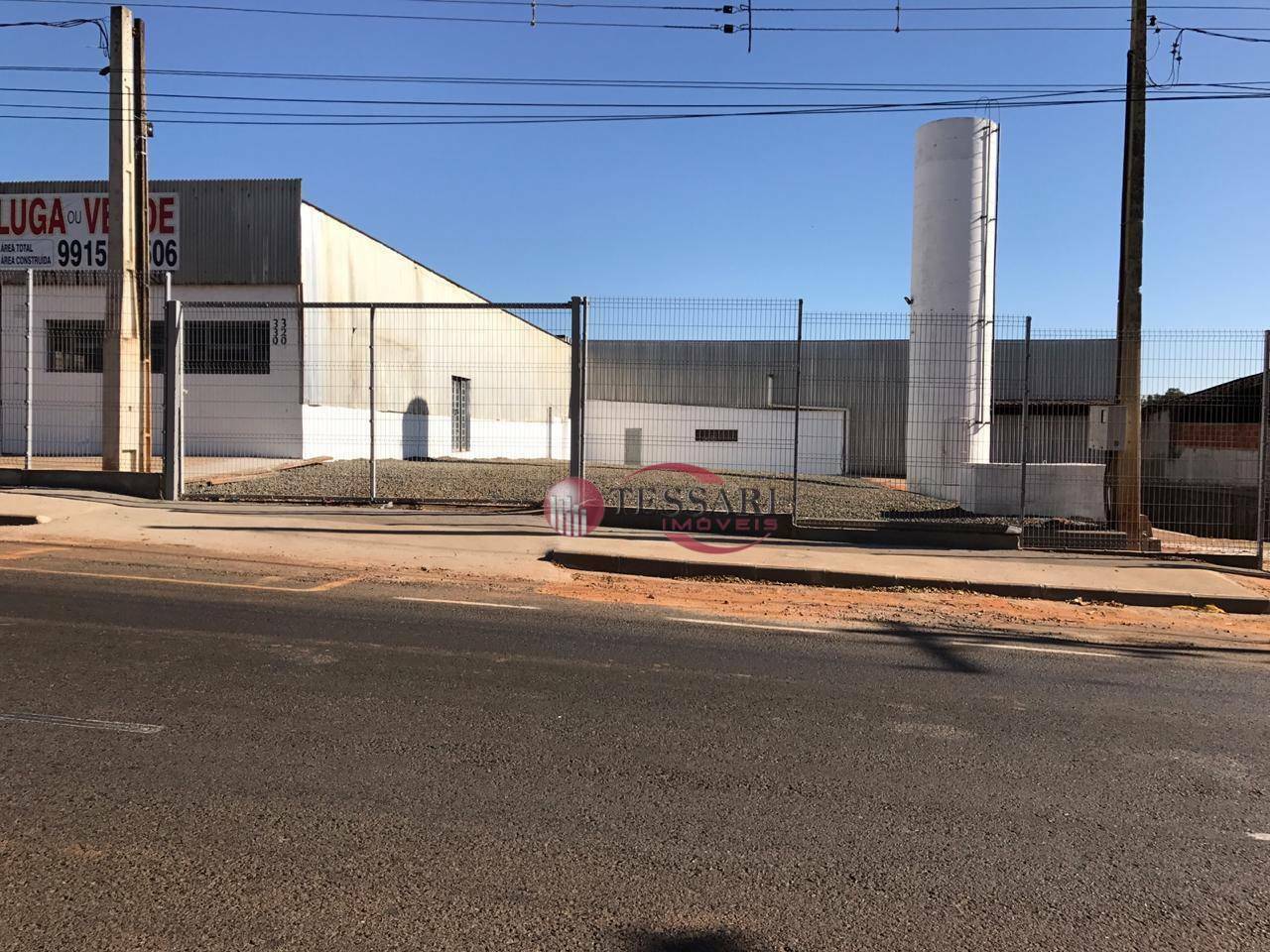 Depósito-Galpão-Armazém à venda e aluguel, 2300m² - Foto 1