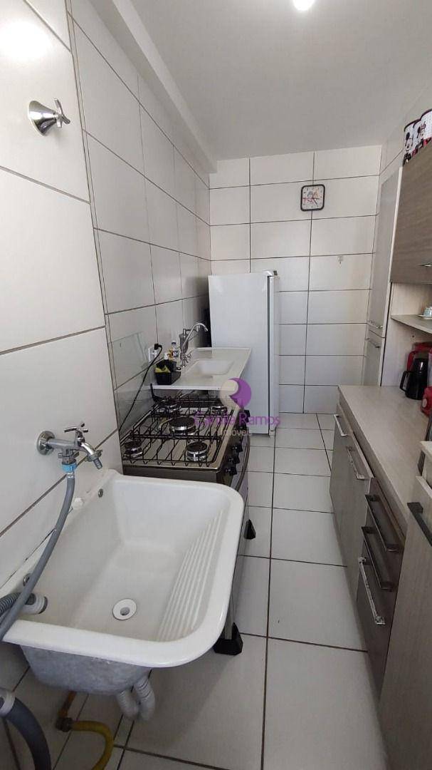 Apartamento à venda com 2 quartos, 48m² - Foto 5