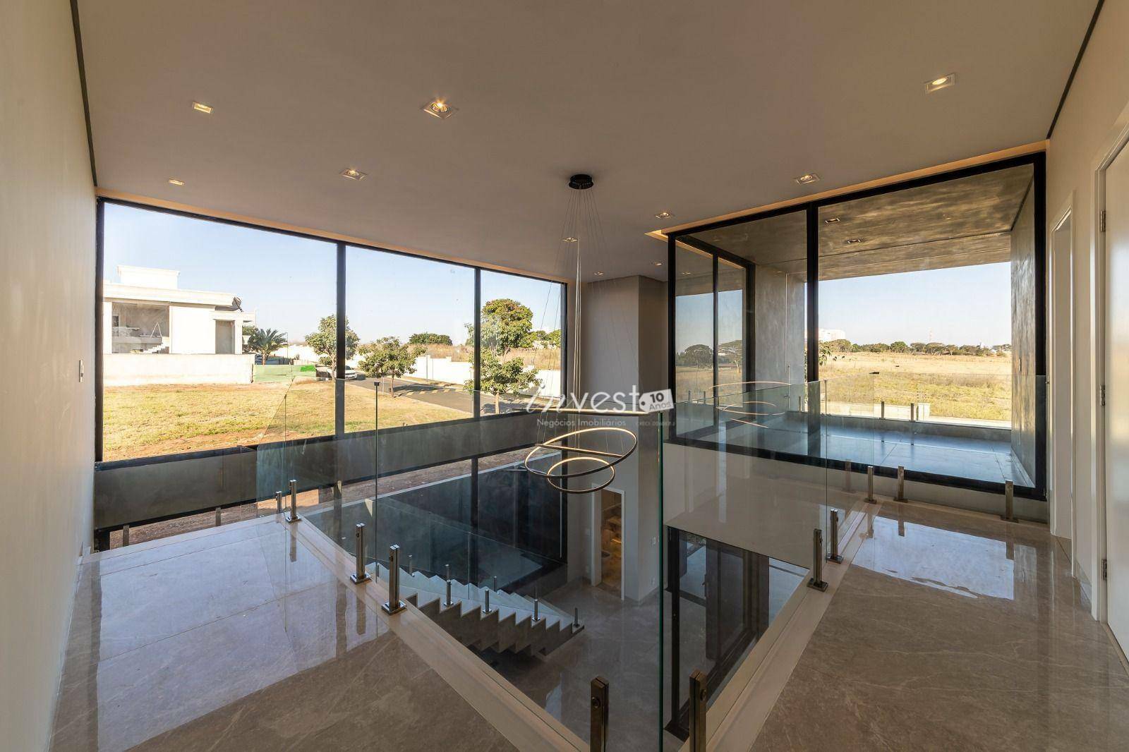 Casa à venda com 4 quartos, 395m² - Foto 3