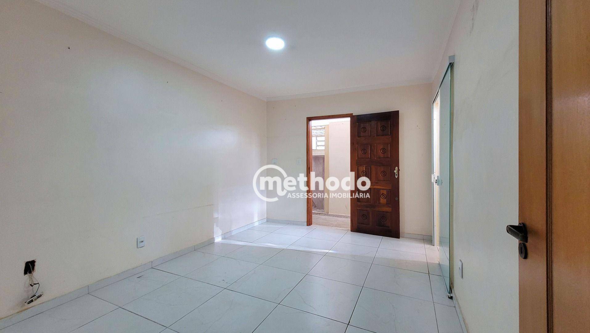 Casa à venda com 6 quartos, 250m² - Foto 15