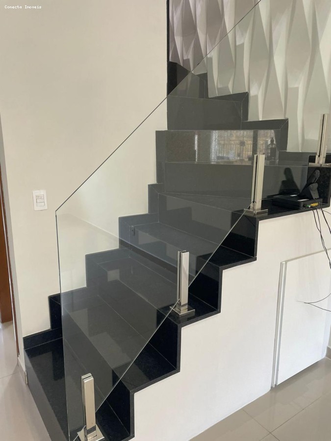 Casa à venda com 2 quartos, 70m² - Foto 21