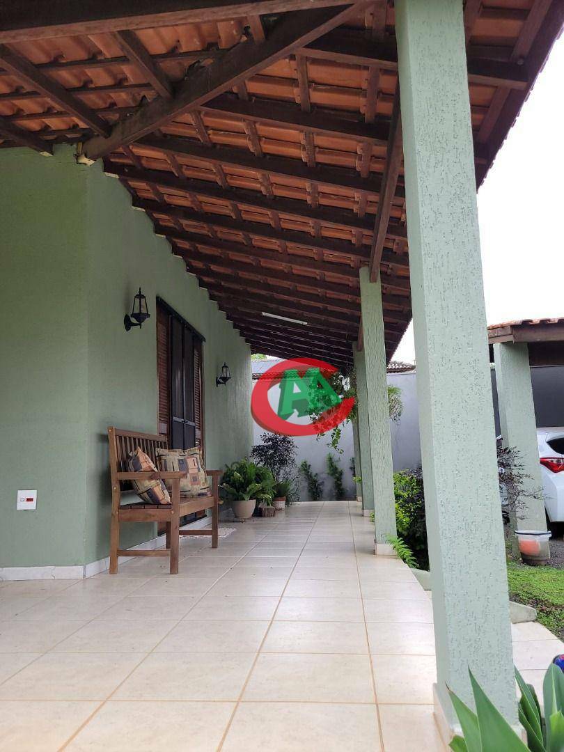 Chácara à venda com 3 quartos, 250m² - Foto 3