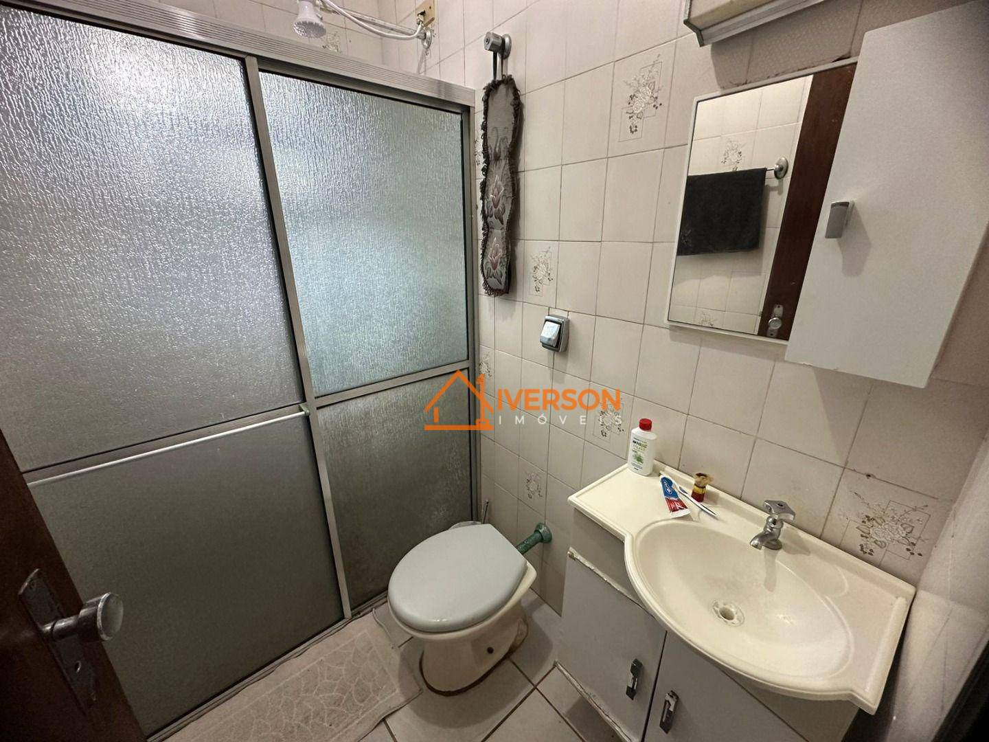 Casa à venda com 3 quartos, 99m² - Foto 5