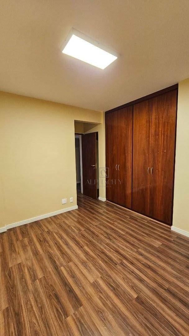 Apartamento para alugar com 3 quartos, 164m² - Foto 14