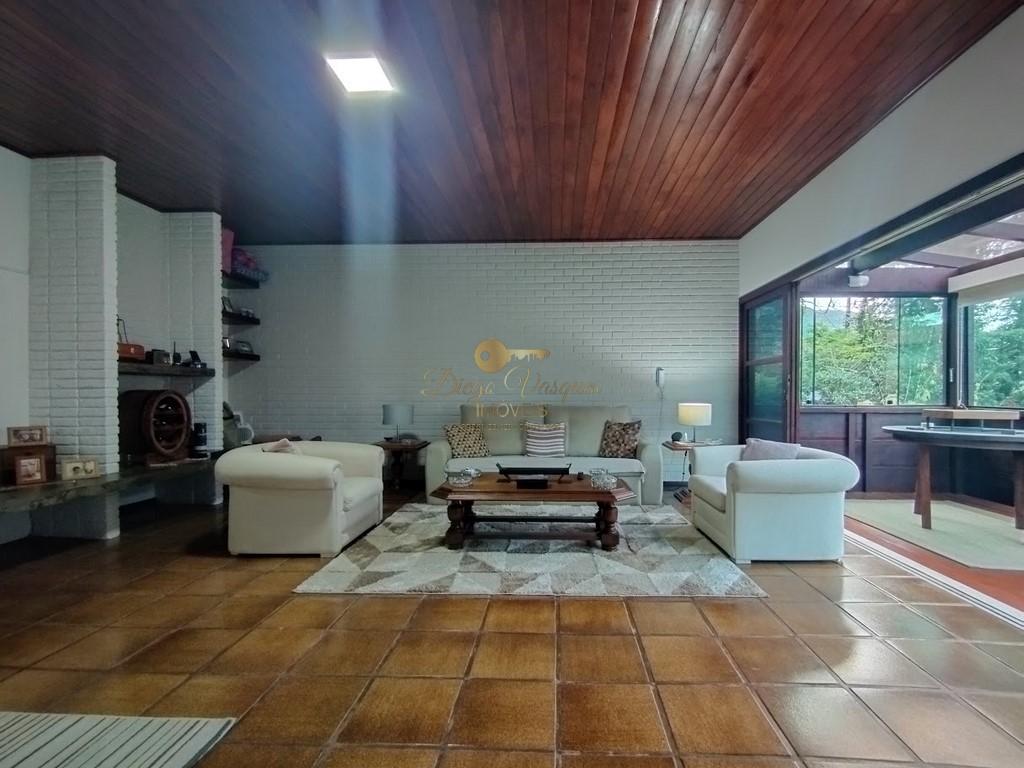 Casa de Condomínio à venda com 4 quartos, 570m² - Foto 9