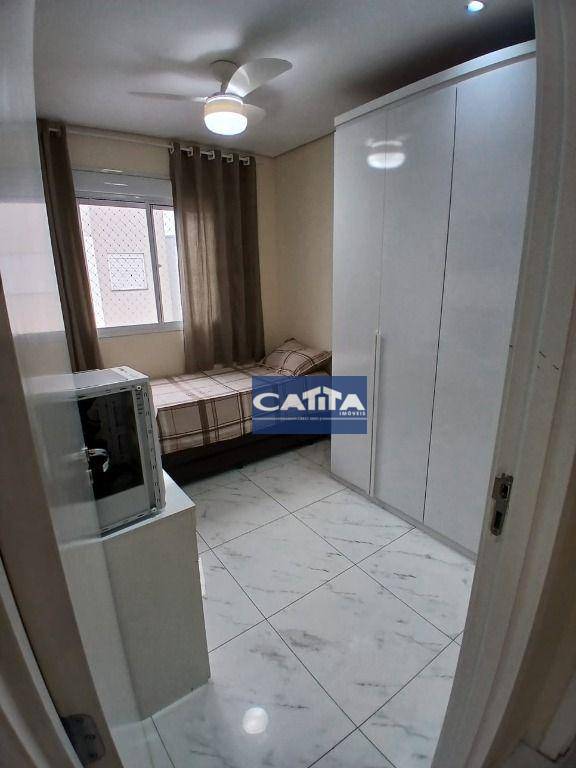 Apartamento à venda com 2 quartos, 40m² - Foto 18