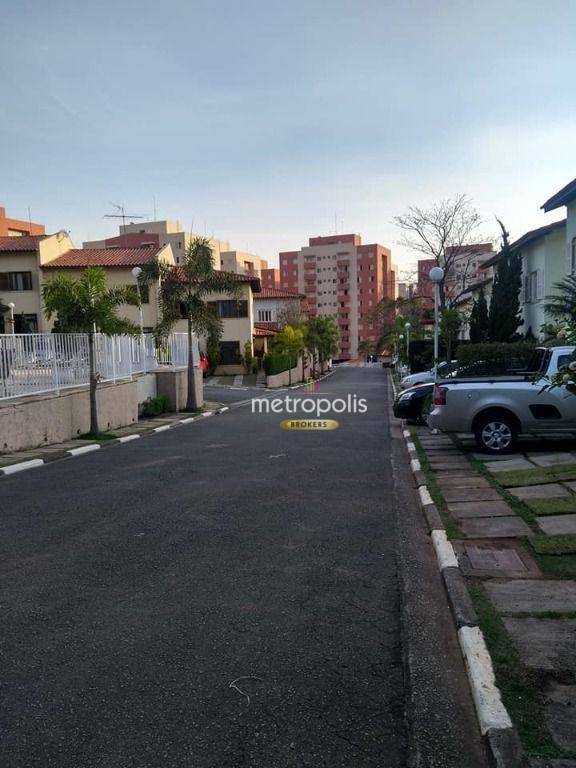 Sobrado à venda com 3 quartos, 220m² - Foto 4