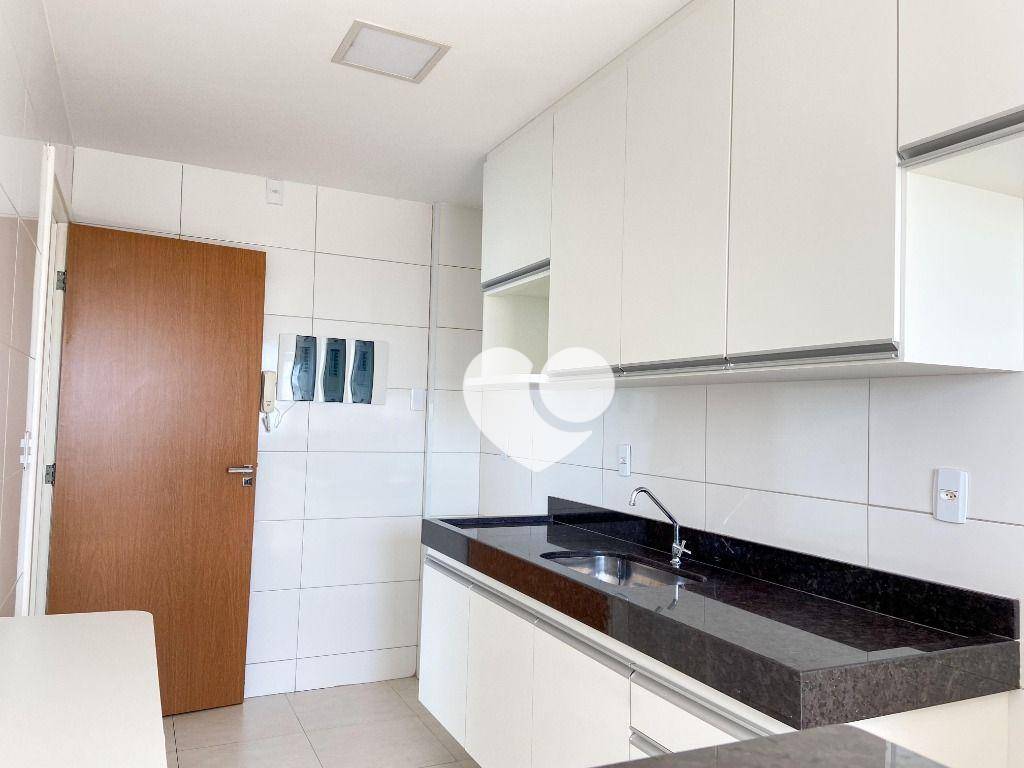 Apartamento à venda com 3 quartos, 95m² - Foto 8