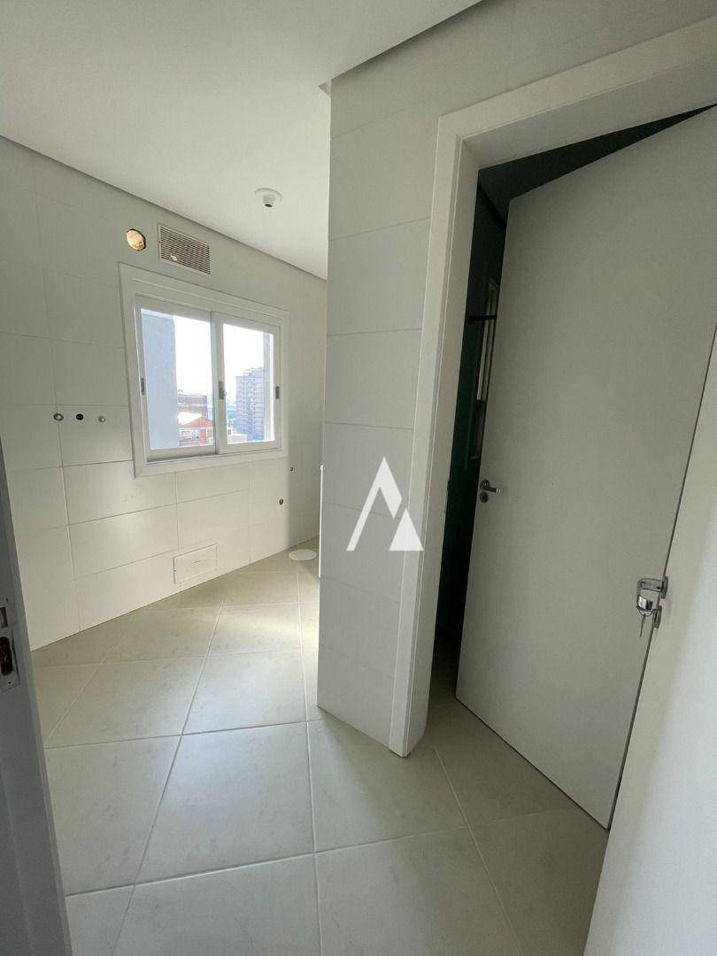 Cobertura à venda com 3 quartos, 221m² - Foto 19