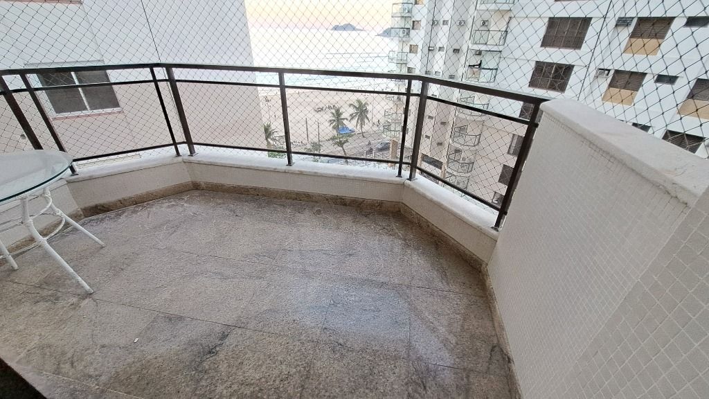 Apartamento à venda com 3 quartos, 160m² - Foto 5