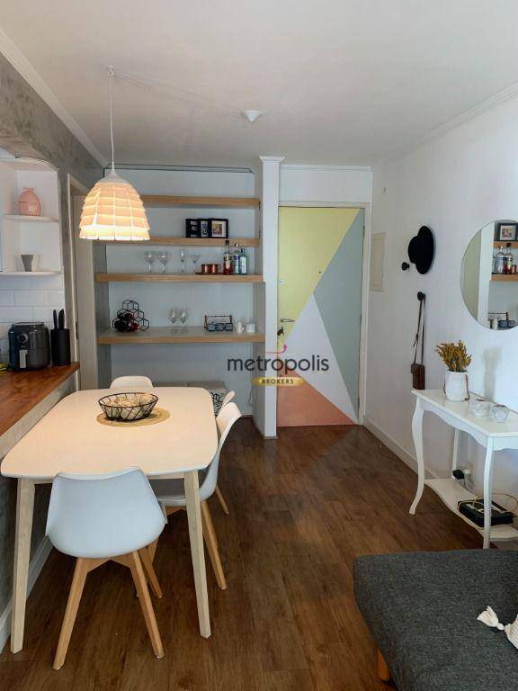 Apartamento à venda com 2 quartos, 60m² - Foto 4